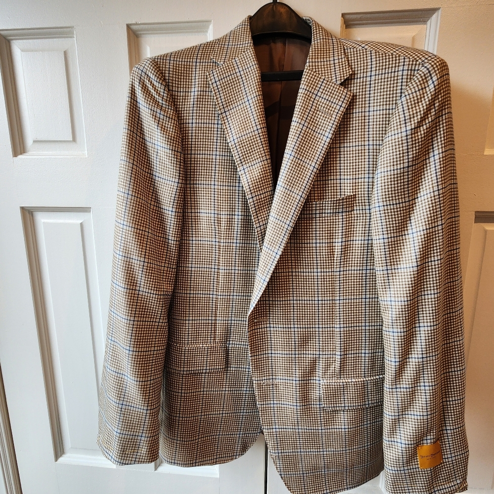 Hickey Freeman Brown, Blue and White Glen Check Blazer MSRP $1,995 USD